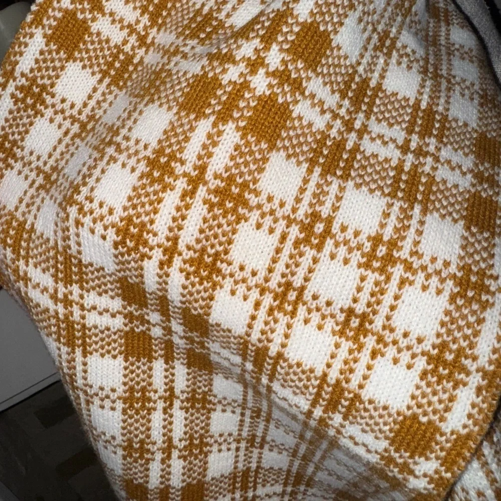Timberland plaid scarf. Super warm and cozy NWT Women/Men🔥